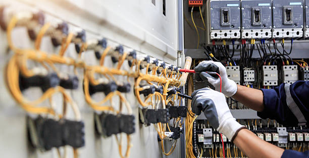 Professional Electrician technician working in Weston, FL